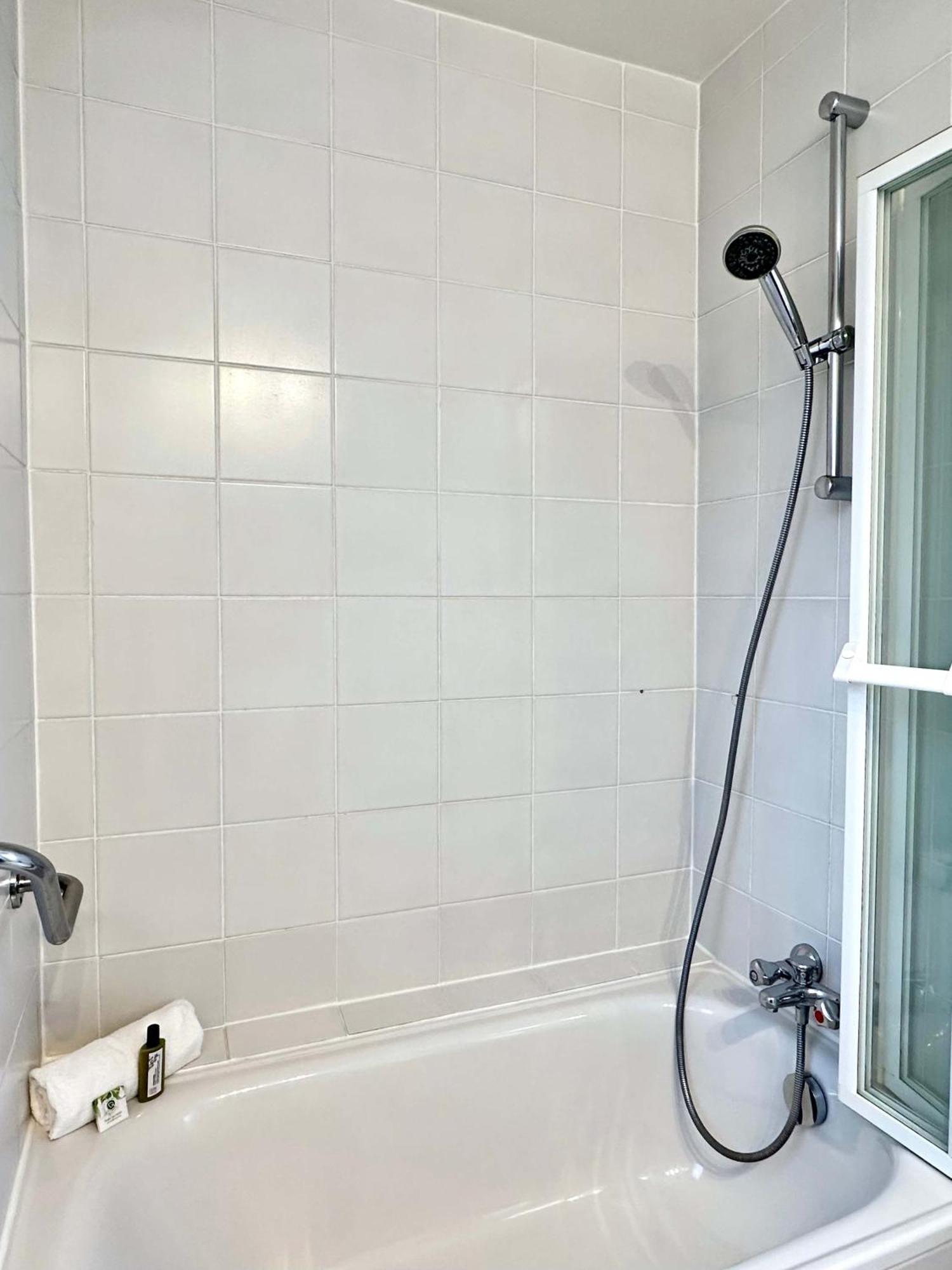 Beautiful Calm Studio In Le Marais باريس المظهر الخارجي الصورة